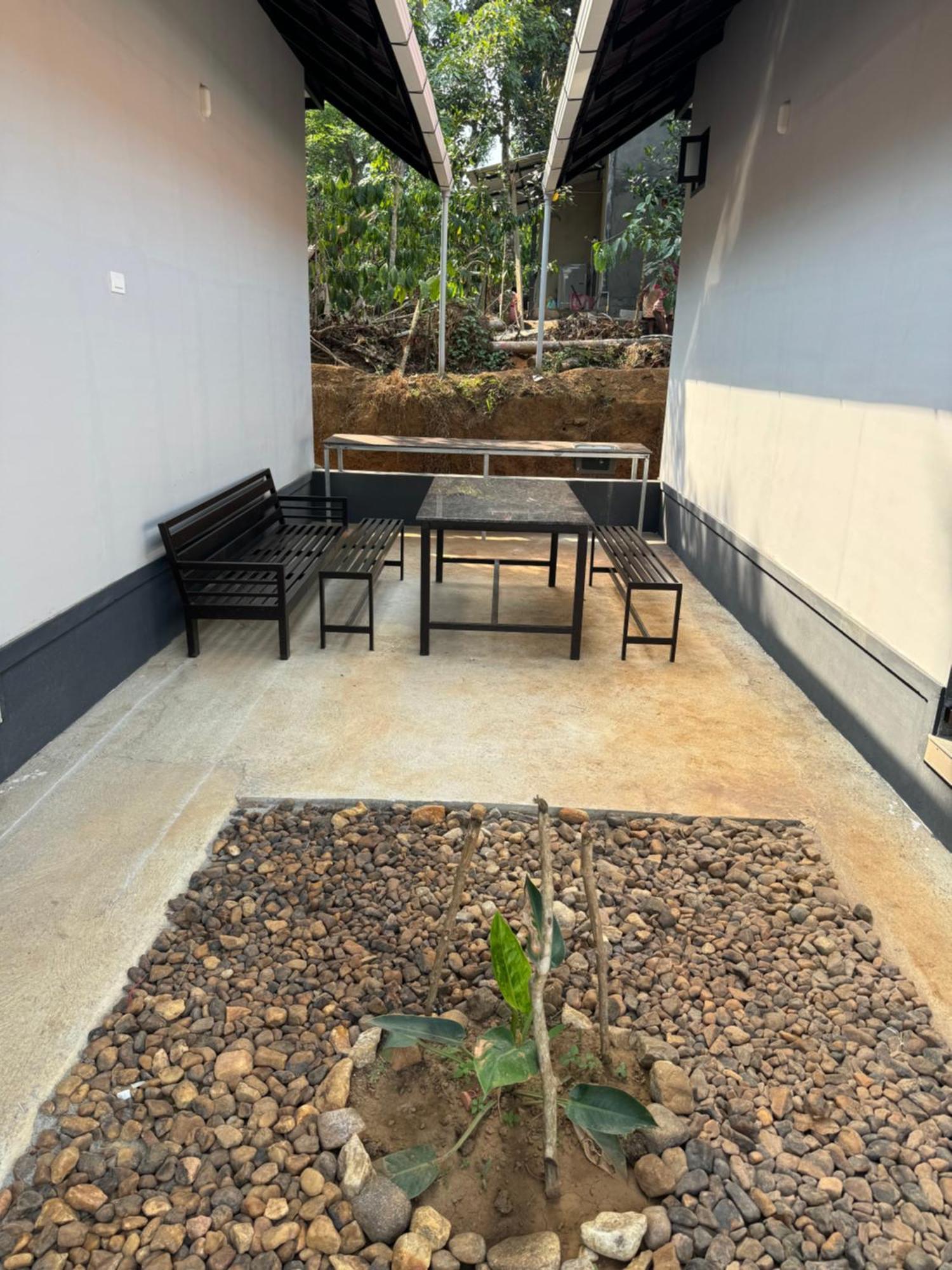 Meghamalhar Mananthavady Exterior foto